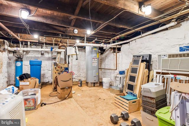 222 S RALEIGH ST, Martinsburg, WV 25401