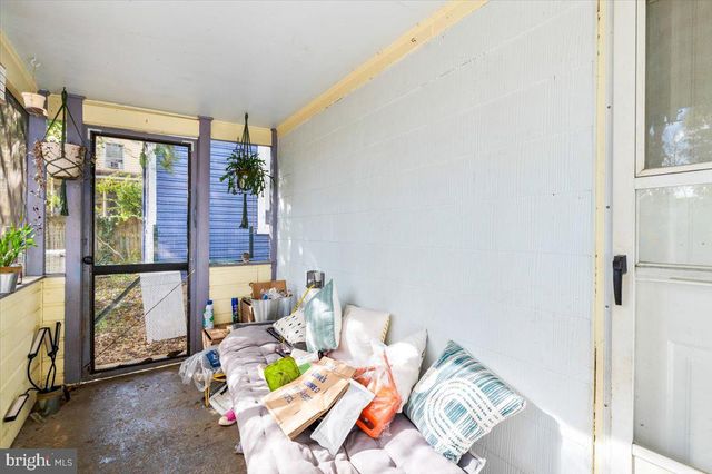 222 S RALEIGH ST, Martinsburg, WV 25401