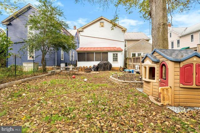 222 S RALEIGH ST, Martinsburg, WV 25401