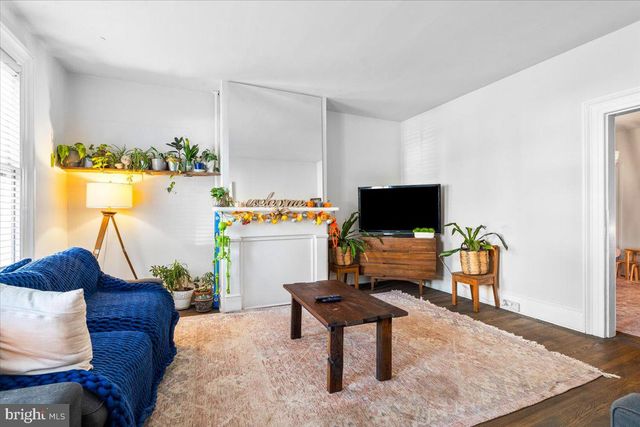 222 S RALEIGH ST, Martinsburg, WV 25401