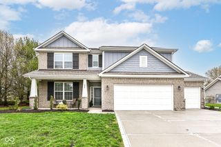 698 Ridge Gate Drive, Brownsburg, IN 46112
