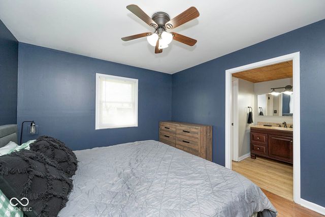 5469 W Village Drive, New Palestine, IN 46163