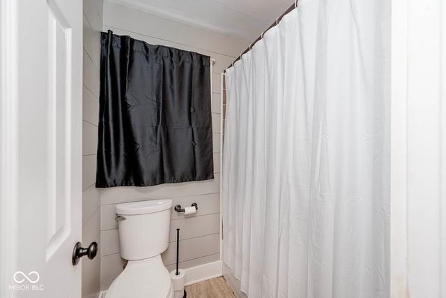 5469 W Village Drive, New Palestine, IN 46163