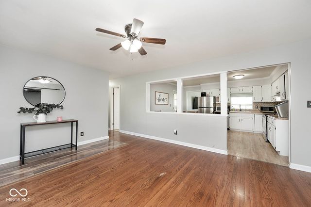 5469 W Village Drive, New Palestine, IN 46163