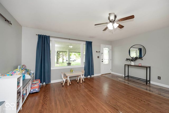 5469 W Village Drive, New Palestine, IN 46163