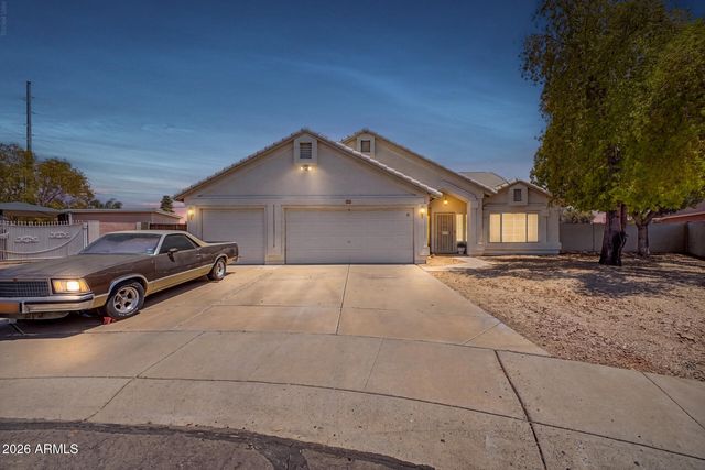 7509 W MESCAL Street, Peoria, AZ 85345