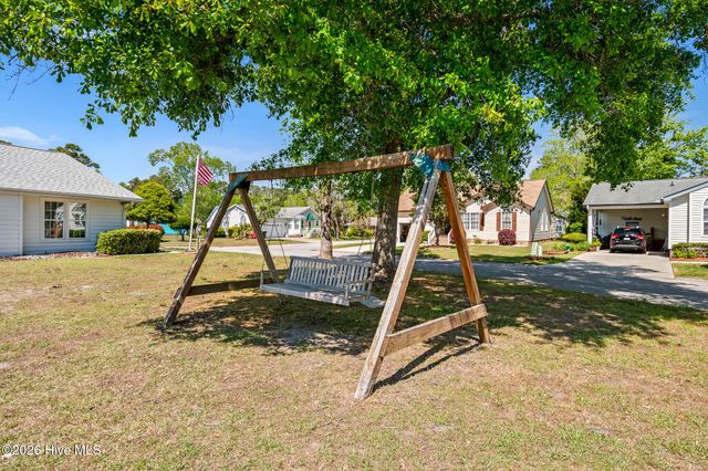 471 Saltaire Drive SW, Calabash, NC 28467