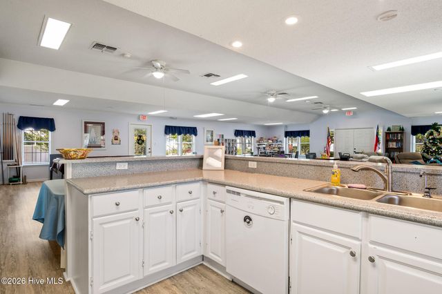 471 Saltaire Drive SW, Calabash, NC 28467