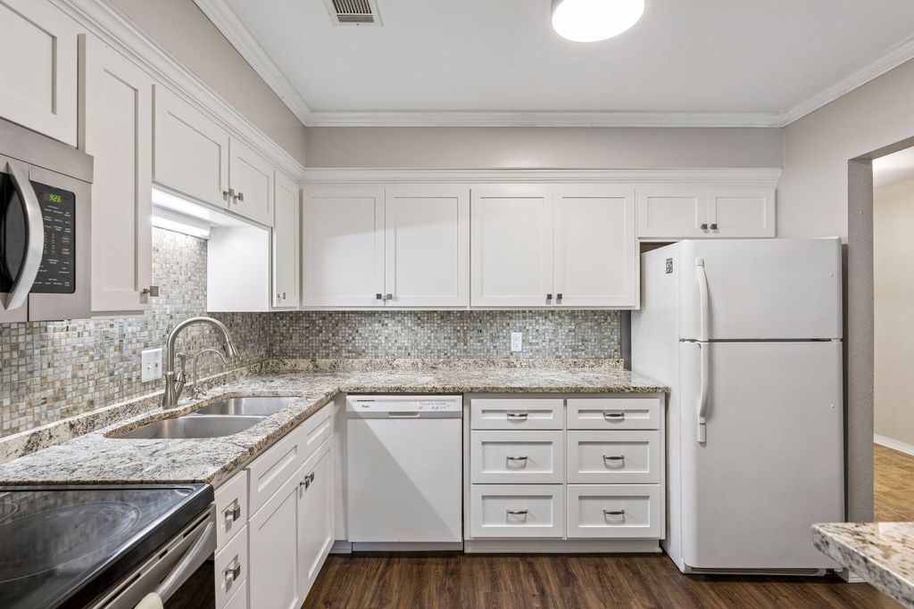 7227 W Franklin Avenue, Saint Louis Park, MN 55426 — photo 4