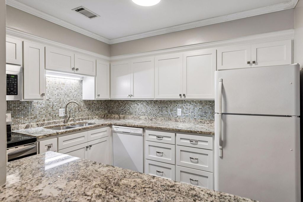 7227 W Franklin Avenue, Saint Louis Park, MN 55426 — photo 5
