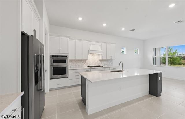 12408 Basalt LN, Alva, FL 33920