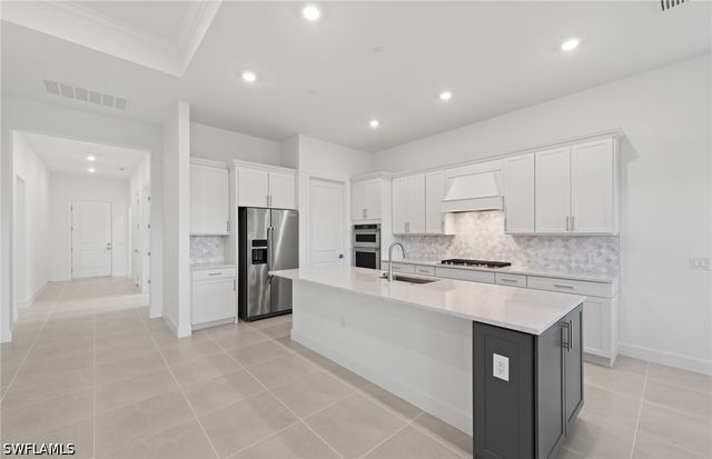 12408 Basalt LN, Alva, FL 33920