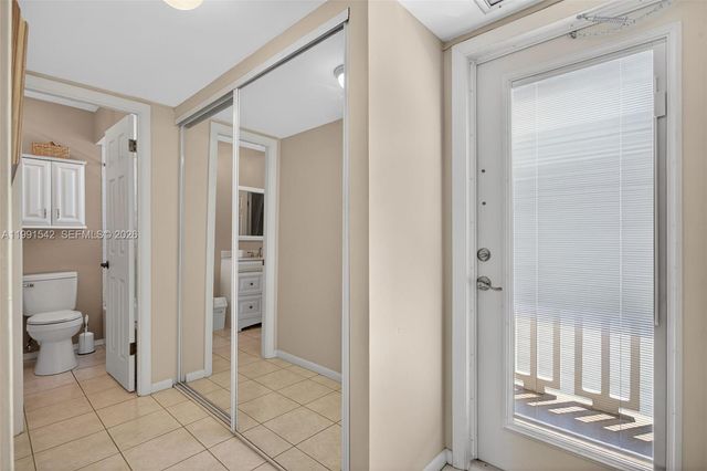 4299 NW 16th St 202, Lauderhill, FL 33313