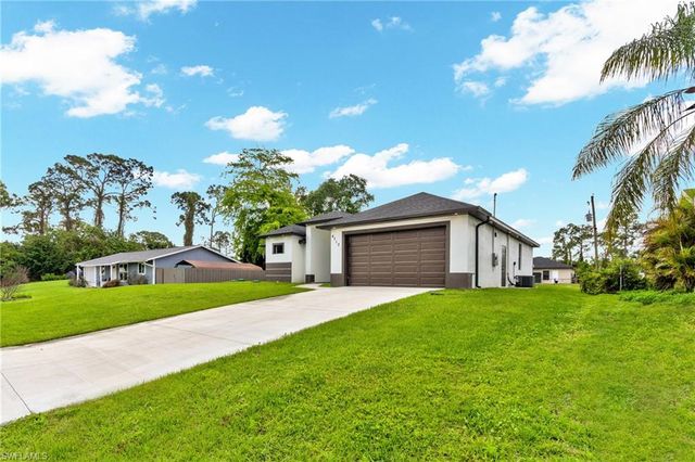4713 4th ST W, Lehigh Acres, FL 33971