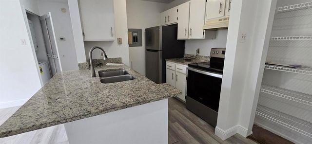 3814 BAY CLUB CIRCLE 204, Kissimmee, FL 34741