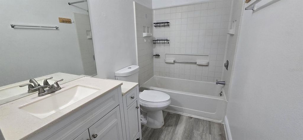 Image 13 of property listing at 3814 BAY CLUB CIRCLE 204, Kissimmee, FL 34741