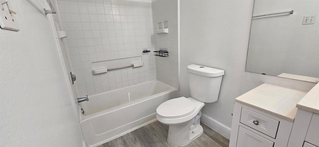 Image 9 of property listing at 3814 BAY CLUB CIRCLE 204, Kissimmee, FL 34741