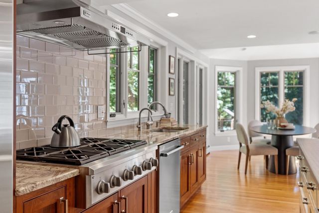 111 Old Pickard Rd, Concord, MA 01742