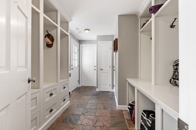 111 Old Pickard Rd, Concord, MA 01742