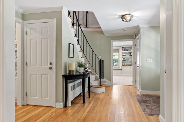 111 Old Pickard Rd, Concord, MA 01742