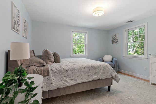 111 Old Pickard Rd, Concord, MA 01742