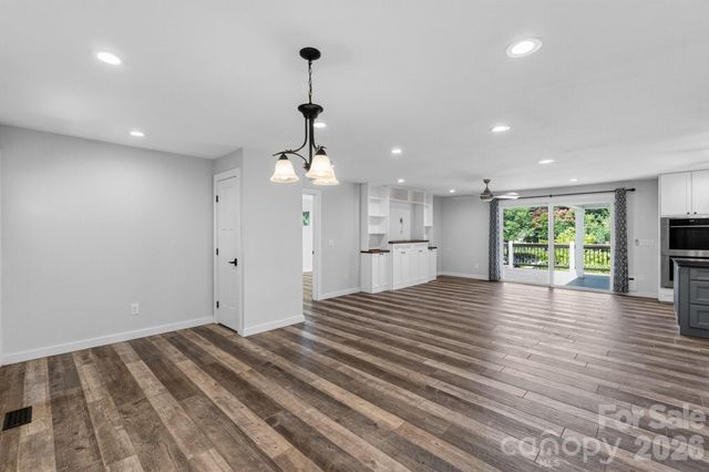 21200 Rio Oro Drive, Cornelius, NC 28031