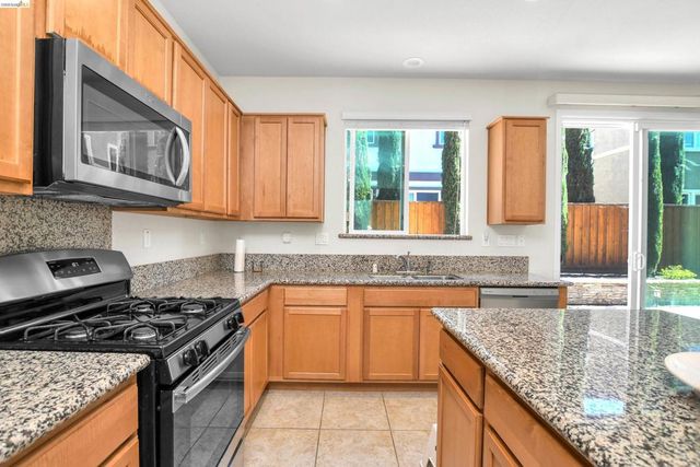 252 Coolcrest Dr, Oakley, CA 94561