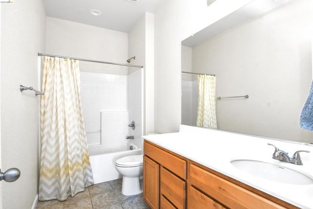 252 Coolcrest Dr, Oakley, CA 94561