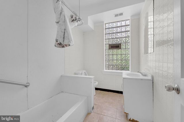 162 W MANHEIM ST, Philadelphia, PA 19144