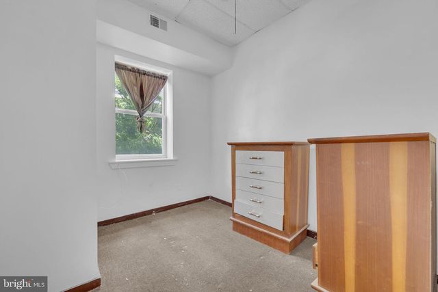 162 W MANHEIM ST, Philadelphia, PA 19144