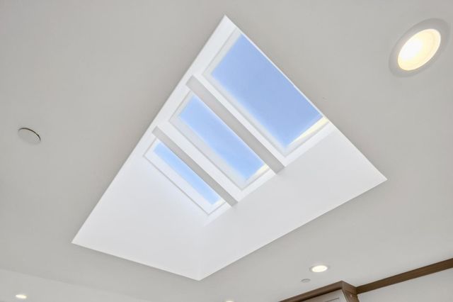 1318 Sierra Street, Redwood City, CA 94061