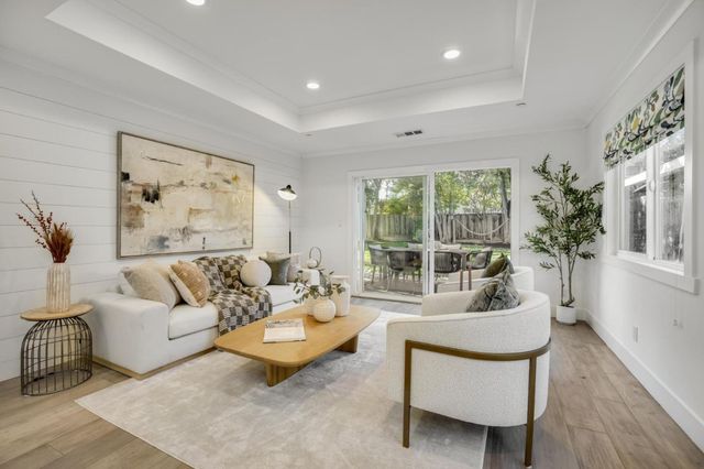 1318 Sierra Street, Redwood City, CA 94061