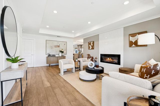 1318 Sierra Street, Redwood City, CA 94061