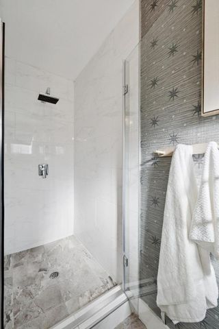 1318 Sierra Street, Redwood City, CA 94061