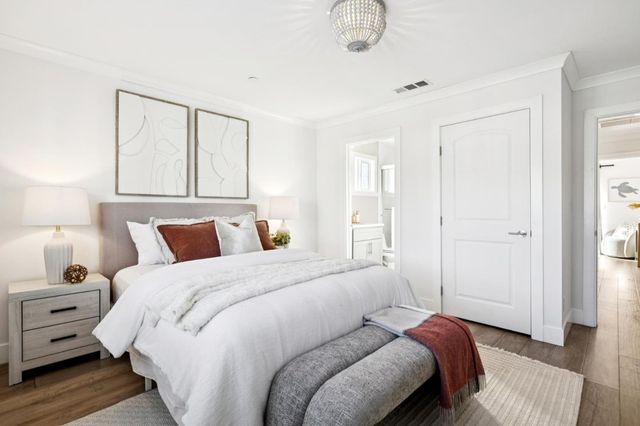 1318 Sierra Street, Redwood City, CA 94061