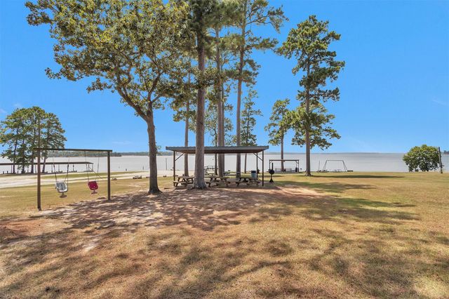 308 N Point Drive, Trinity, TX 75862
