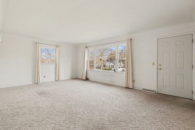 1420 Friendly Avenue, Portage, MI 49002