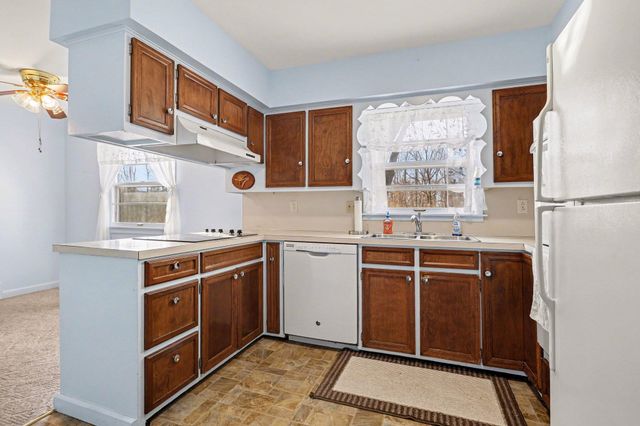 1420 Friendly Avenue, Portage, MI 49002