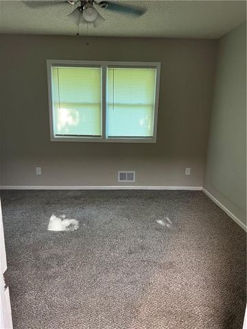 5424 Ditzler Avenue, Raytown, MO 64133