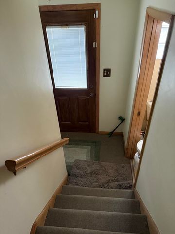 305 W 35th Avenue, Griffith, IN 46319