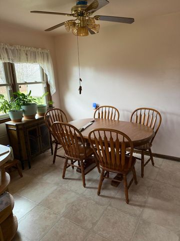 305 W 35th Avenue, Griffith, IN 46319