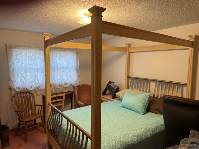 305 W 35th Avenue, Griffith, IN 46319