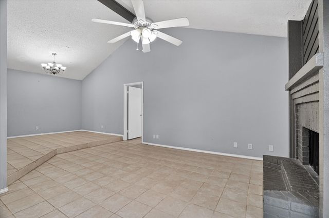 231 Shady Lane Drive, Fort Worth, TX 76112