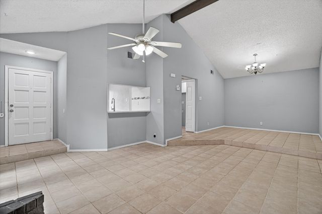 231 Shady Lane Drive, Fort Worth, TX 76112