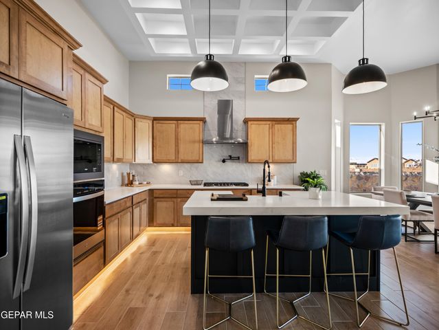 709 Tranquil Court, Horizon City, TX 79928