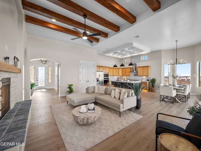 709 Tranquil Court, Horizon City, TX 79928