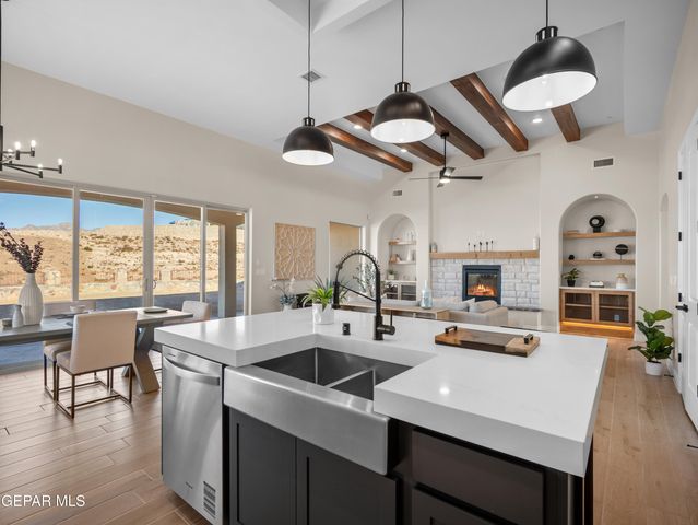 709 Tranquil Court, Horizon City, TX 79928
