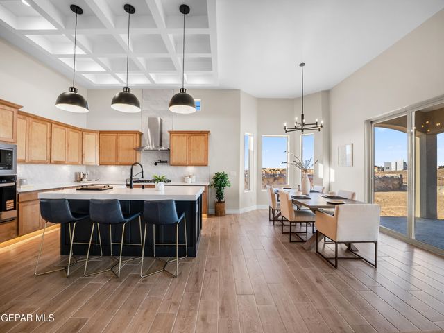 709 Tranquil Court, Horizon City, TX 79928