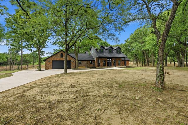 410 Arkansas Road, Sadler, TX 76264
