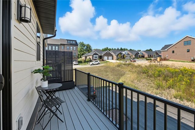 418 Magnolia Drive, Peters Twp, PA 15367